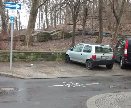 Zur Zeit noch erlaubt: Fahrradgegenverkehr in der Anton Saefkow-Straße